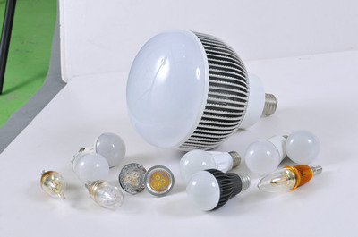 全網獨發 最新款 60W E40燈頭 LED大球泡燈 鰭片外殼圖片,全網獨發 最新款 60W E40燈頭 LED大球泡燈 鰭片外殼圖片大全,中山市乾康照明科技-