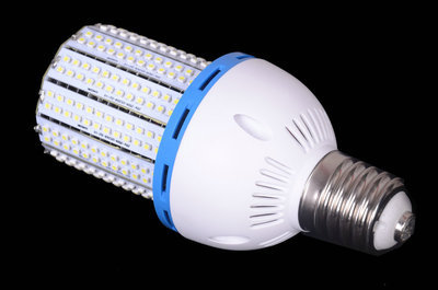 廠家直銷 新款高質(zhì)量20w鰭片玉米燈套件 led玉米燈套件 - 廠家直銷 新款高質(zhì)量20w鰭片玉米燈套件 led玉米燈套件廠家 - 廠家直銷 新款高質(zhì)量20w鰭片玉米燈套件 led玉米燈套件價(jià)格 - 深圳市安而惠照明科技 - 