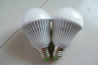 【7w b22頭 暖白 AC:220v】價格,廠家,圖片,LED球泡燈,深圳軒輝科技照明-